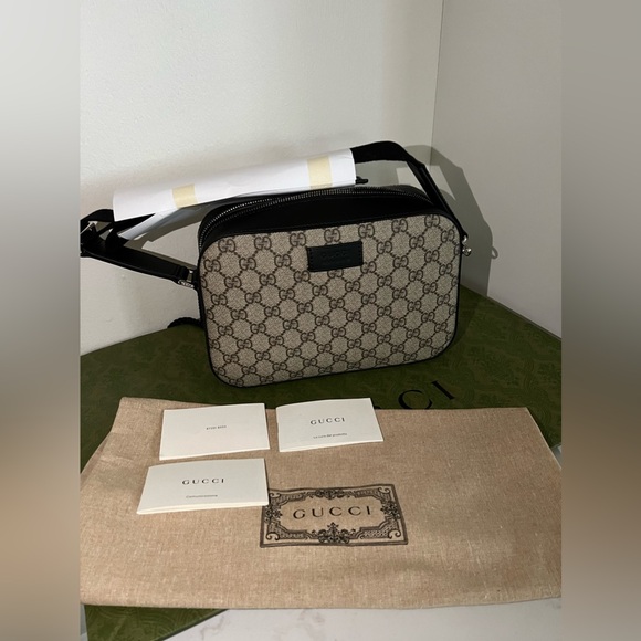 Gucci Camera Shoulder Supreme Bag GG Coated Canvas - Picture 3 of 10